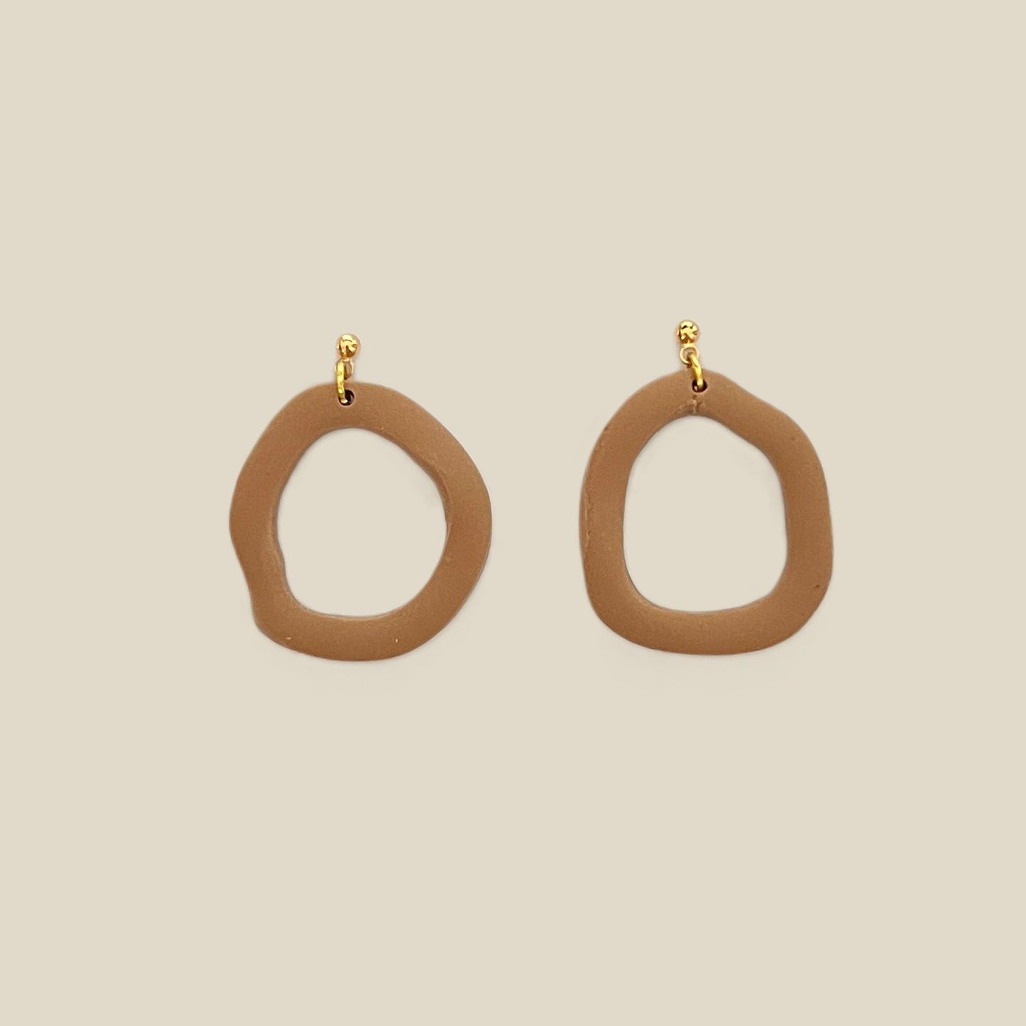 'Elena' Dangle Earrings - Plain, Orgnaic Midi Hoop